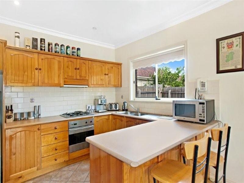 2/47 Sutherland Street, Hadfield VIC 3046