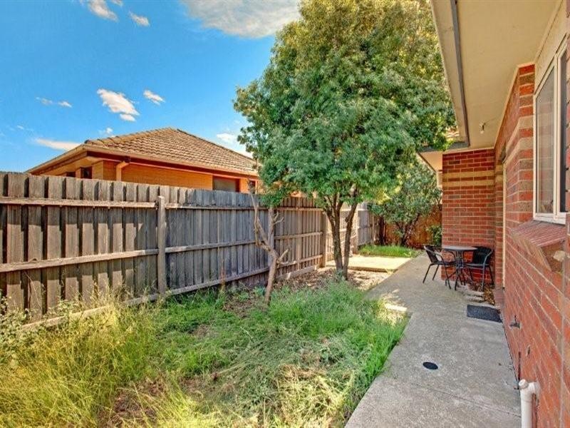2/47 Sutherland Street, Hadfield VIC 3046