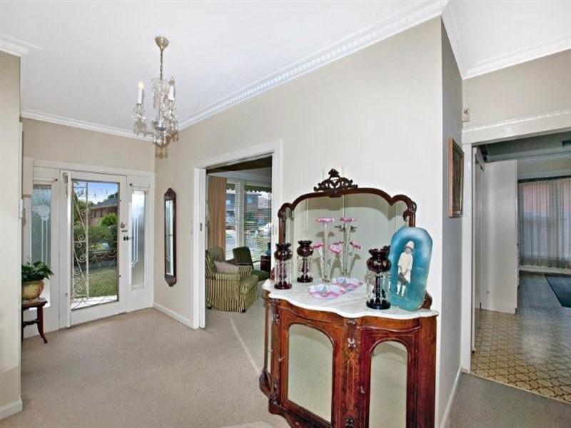 84 Balmoral Avenue, Pascoe Vale South VIC 3044