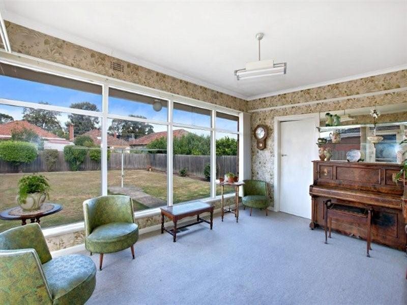 84 Balmoral Avenue, Pascoe Vale South VIC 3044