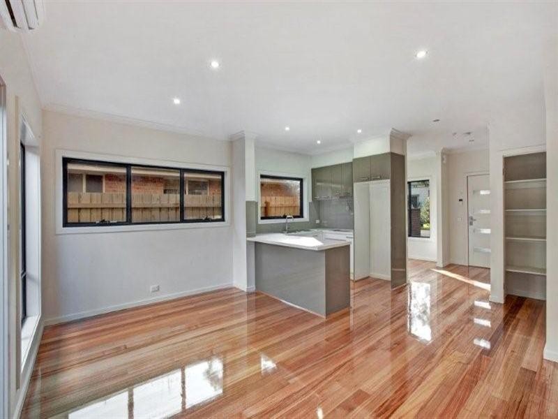 1/37 Queen Street, Coburg VIC 3058