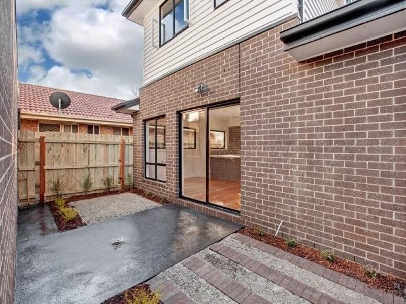 1/37 Queen Street, Coburg VIC 3058