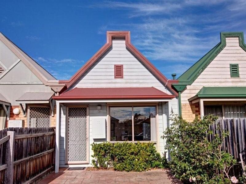 16B Tristan Court, Hadfield VIC 3046