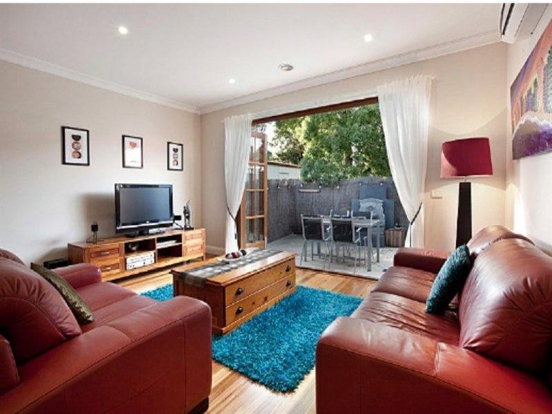 16 St Leonards Road, Ascot Vale VIC 3032