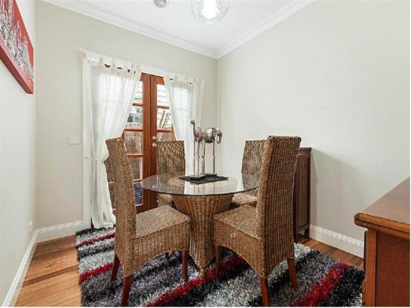 16 St Leonards Road, Ascot Vale VIC 3032