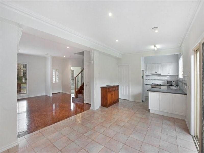15 Barak Court, Oak Park VIC 3046