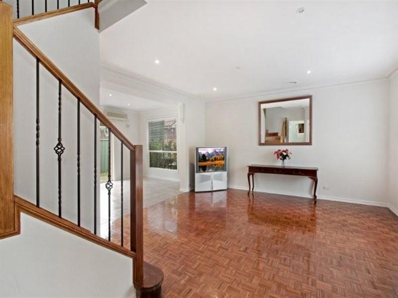 15 Barak Court, Oak Park VIC 3046