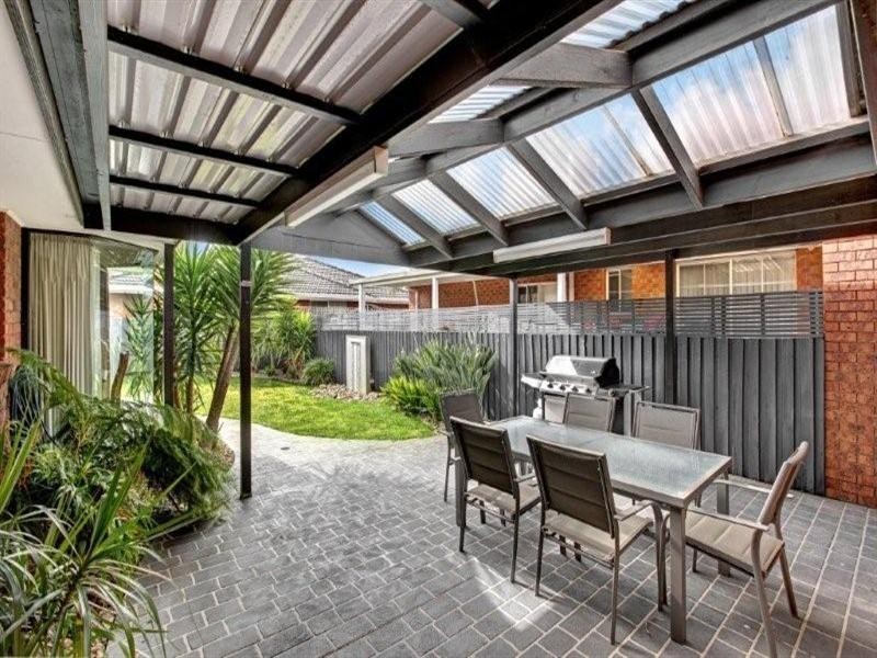 60 Lady Penrhyn Avenue, Mill Park VIC 3082