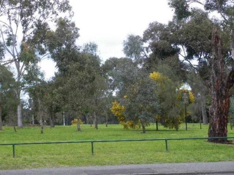 2/831 Park Street, Brunswick VIC 3056