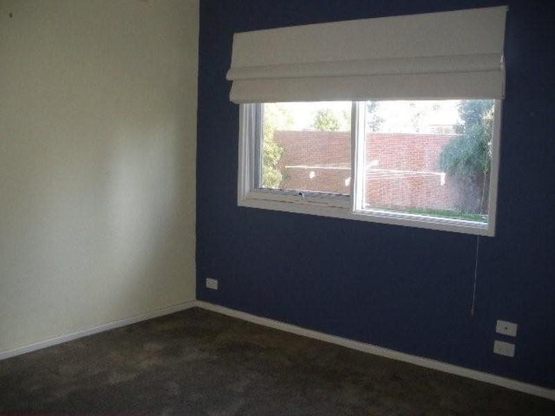 23 Loongana Avenue, Glenroy VIC 3046