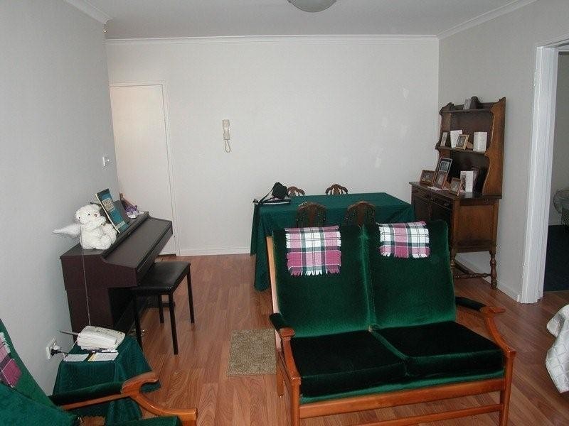 6/63 Eastwood Street, Kensington VIC 3031