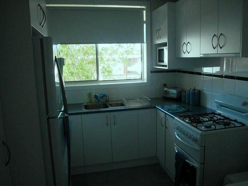 6/63 Eastwood Street, Kensington VIC 3031