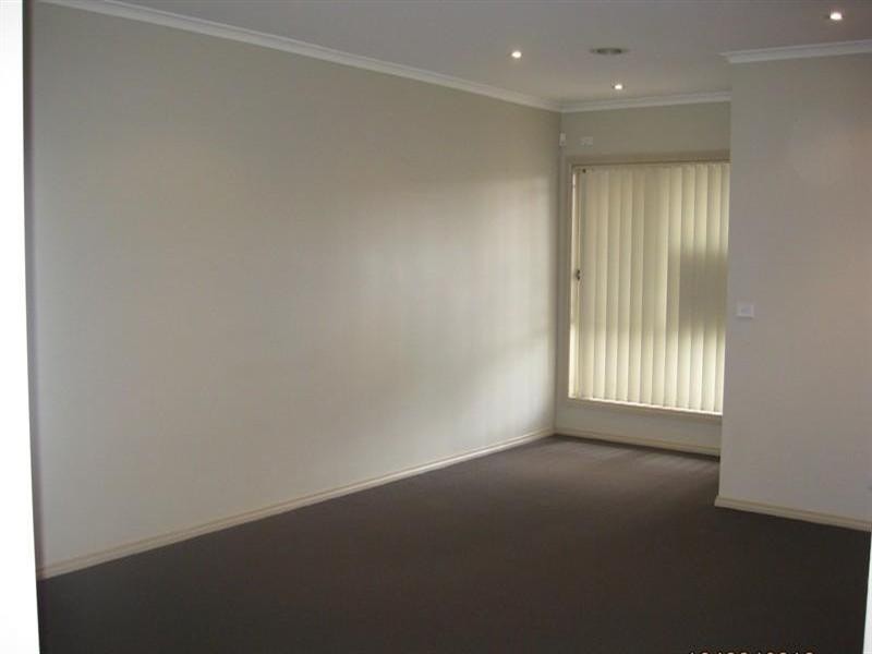 4/100 Northumberland Road, Pascoe Vale VIC 3044