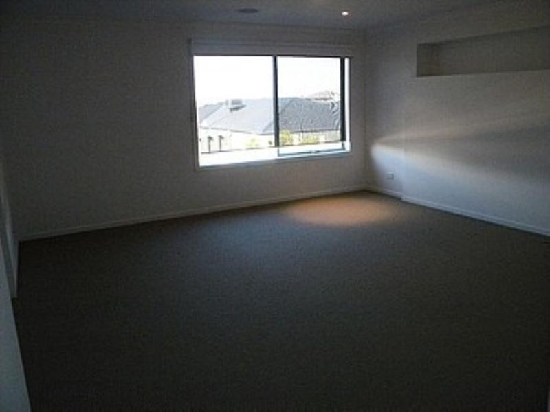 32 De Havilland Circuit, Williams Landing VIC 3027