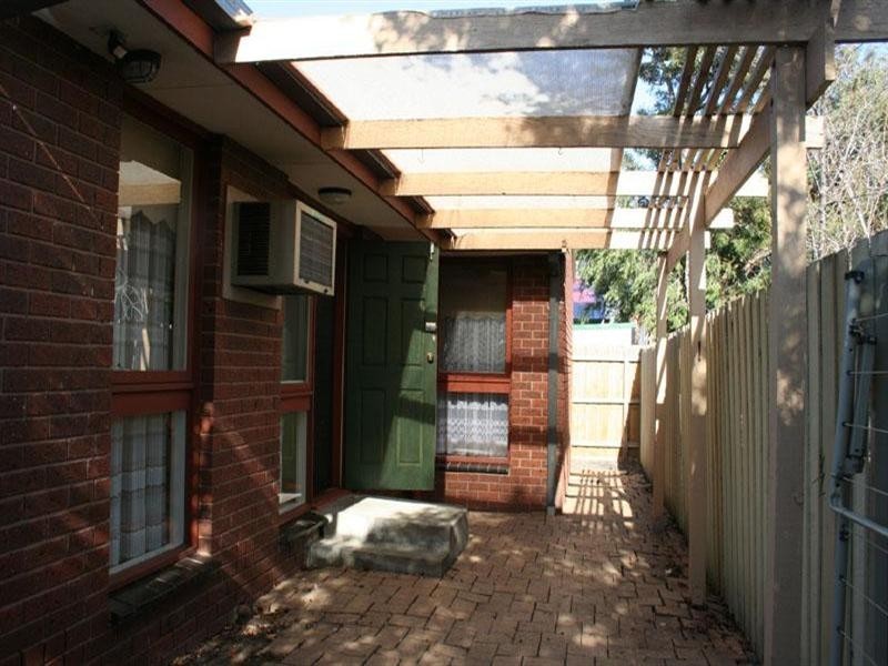 4/49 Rose Street, Coburg VIC 3058