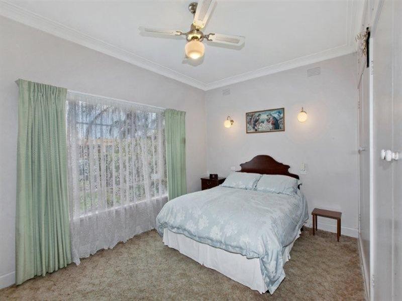 16 Mikado Street, Hadfield VIC 3046