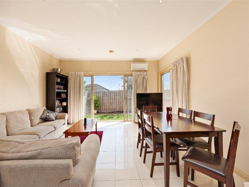 11/3-7 Nerissa Grove, Oak Park VIC 3046