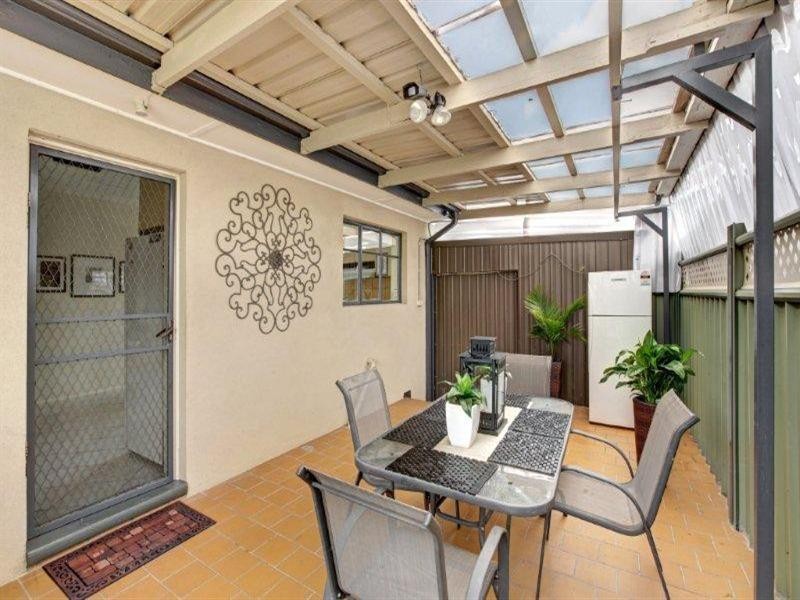 14 East Street, Glenroy VIC 3046