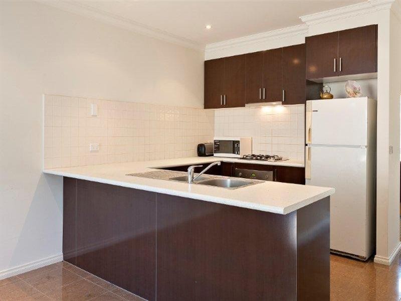 27/5 Delacombe Drive, Mill Park VIC 3082