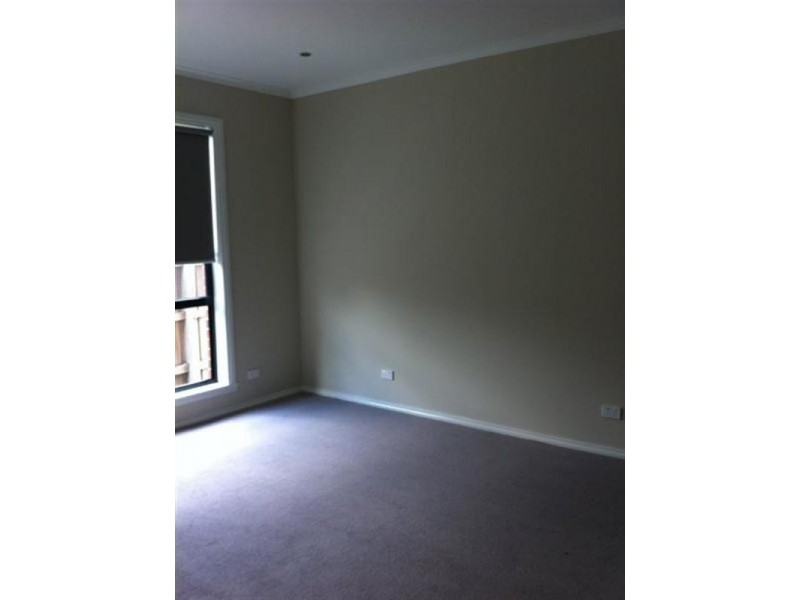 2/24 Lanigan Street, Fawkner VIC 3060