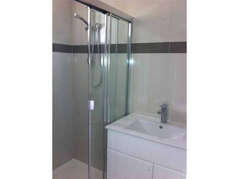 2/24 Lanigan Street, Fawkner VIC 3060