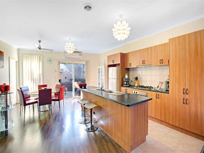 3/64 Park Street, Pascoe Vale VIC 3044