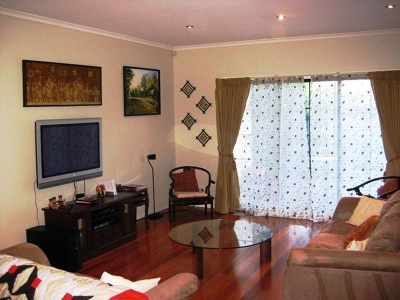 17 School Court, Oak Park VIC 3046