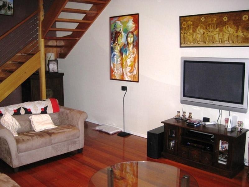 17 School Court, Oak Park VIC 3046