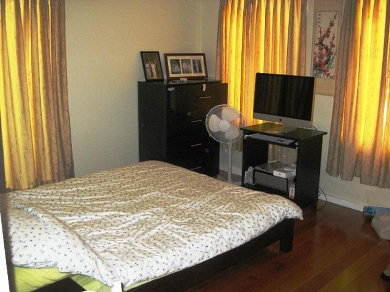 17 School Court, Oak Park VIC 3046