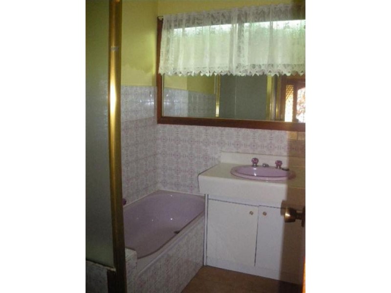 1/11 Bristol Road, Pascoe Vale VIC 3044