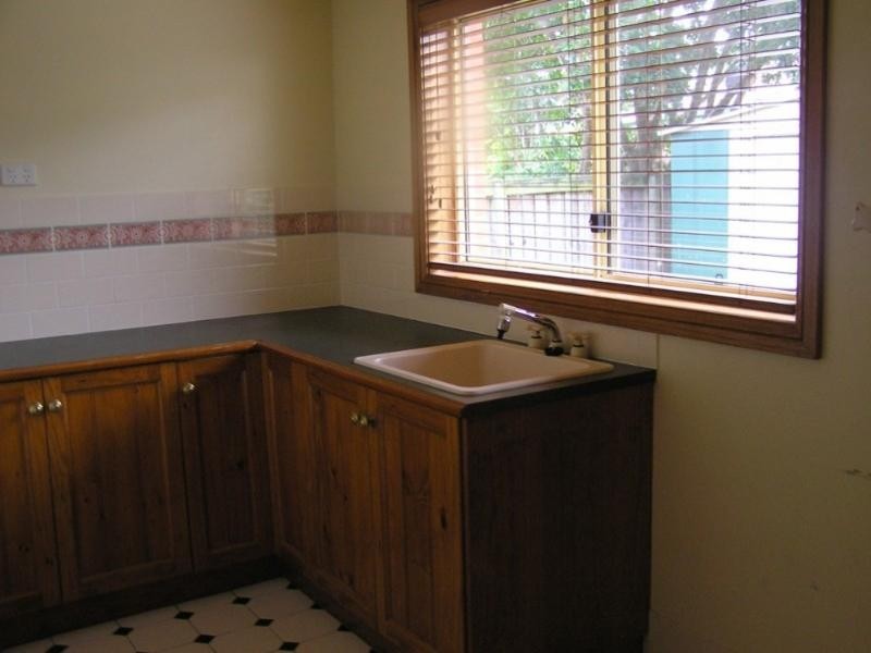 3 Dyson Place, Glenmore Park NSW 2745