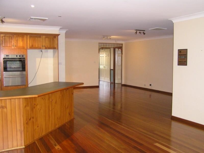 3 Dyson Place, Glenmore Park NSW 2745