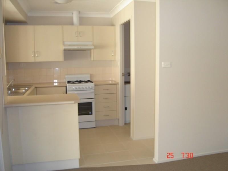 11 Dolphin Close, Claremont Meadows NSW 2747