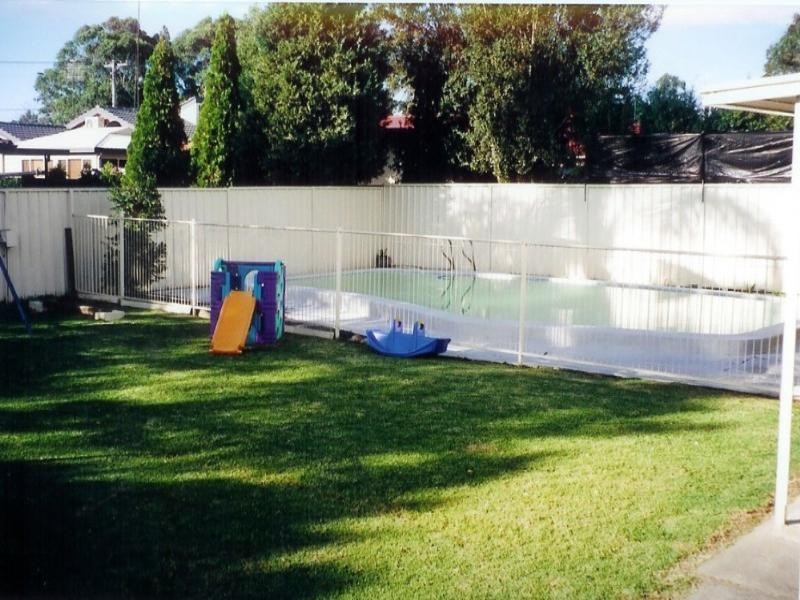 27 Darri Avenue, South Penrith NSW 2750