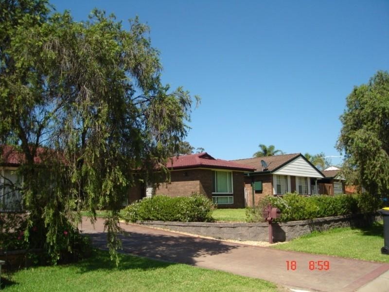 30 Tanbark Cir, Werrington Downs NSW 2747