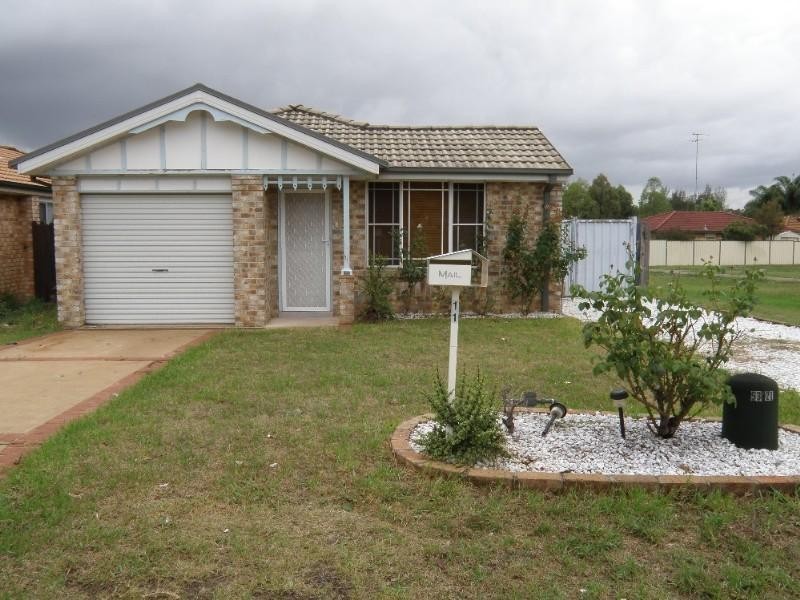 Claremont Meadows NSW 2747