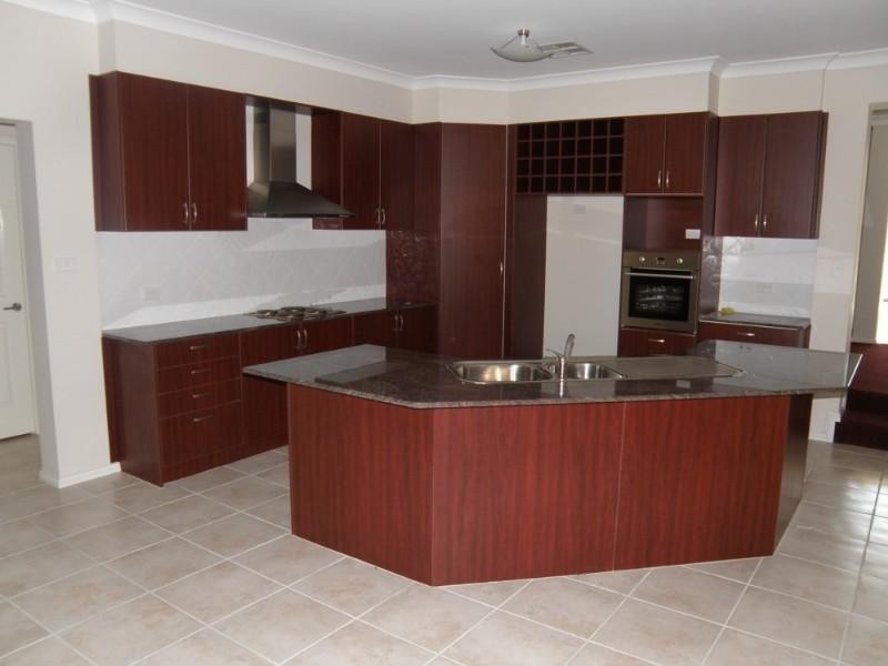 Claremont Meadows NSW 2747