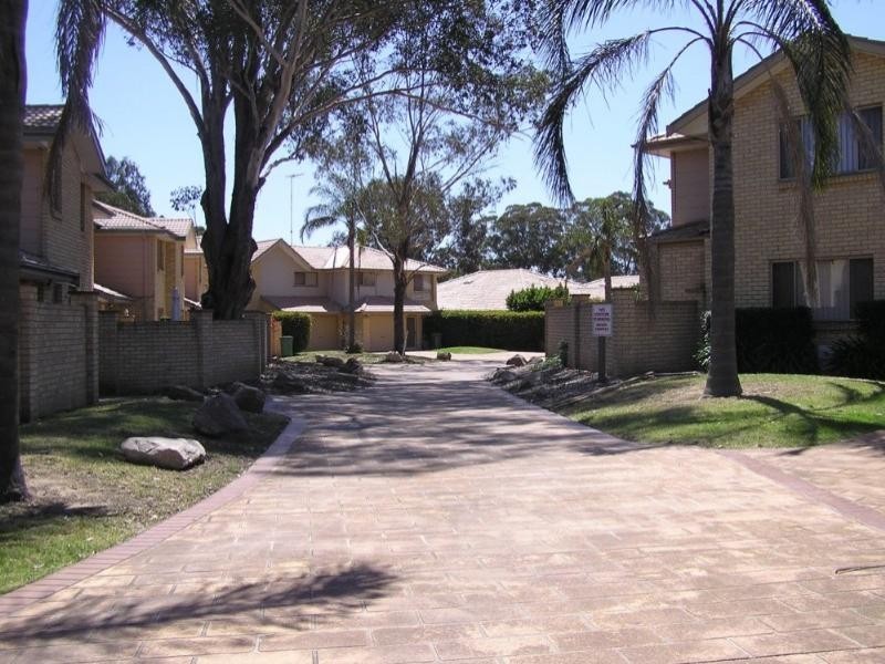 4/10 Womberra Place, South Penrith NSW 2750