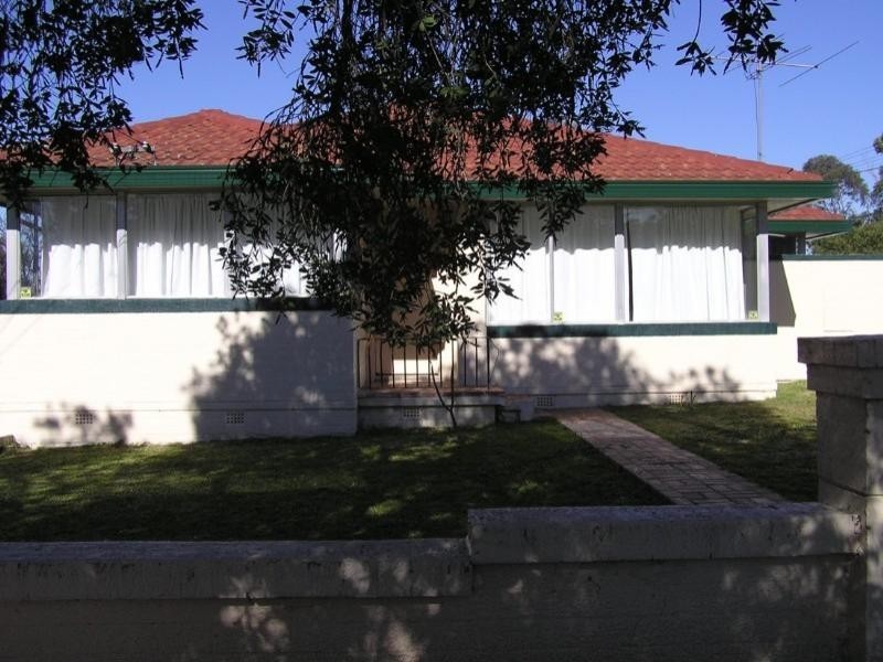 56 Rugby Street, Cambridge Park NSW 2747