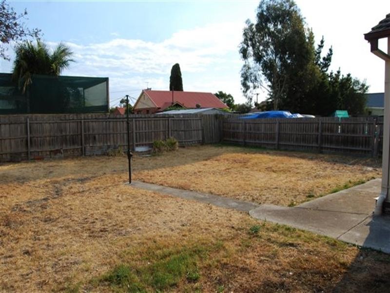 305 Bell Street, Bellfield VIC 3081