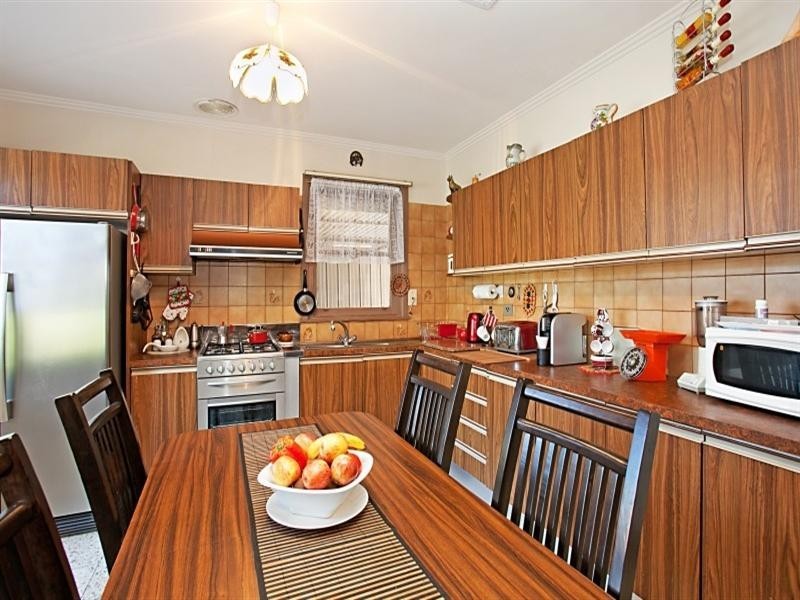 24 Catalina Street, Heidelberg West VIC 3081