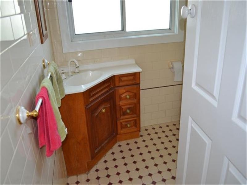 220 Liberty Parade, Heidelberg West VIC 3081