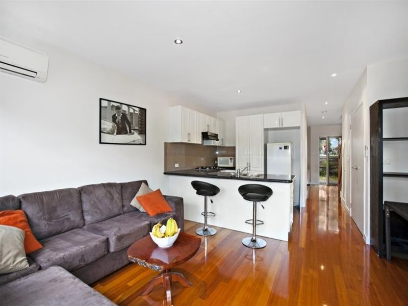 1/37 Wilkinson Crescent, Bellfield VIC 3081