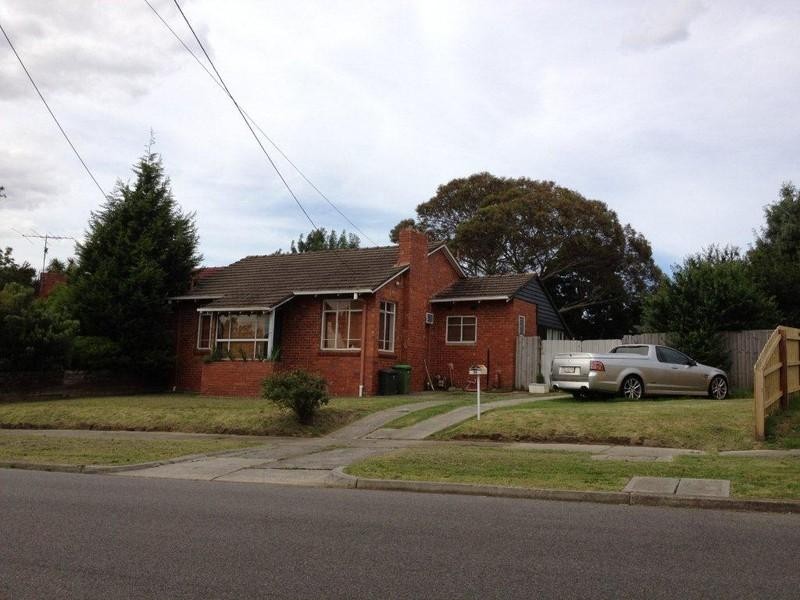 38 Lawson Parade, Heidelberg Heights VIC 3081