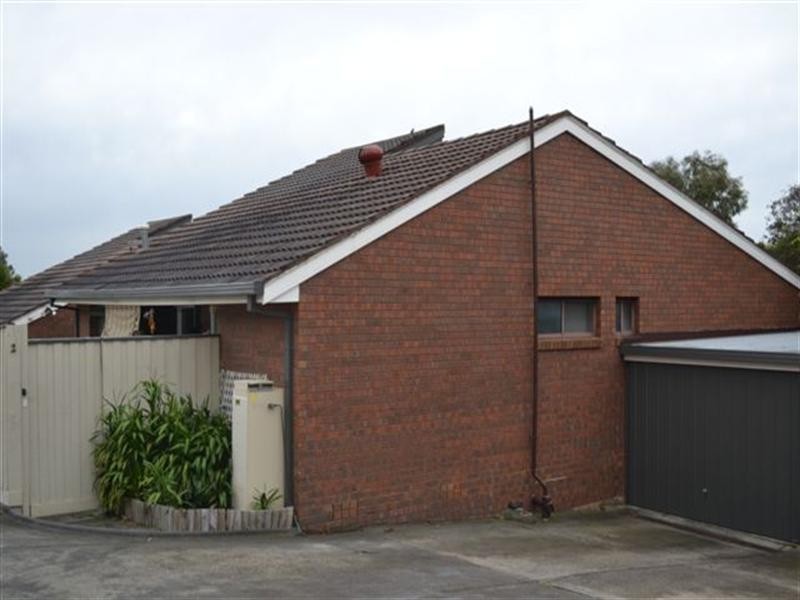 2/106 Brown Street, Heidelberg VIC 3084