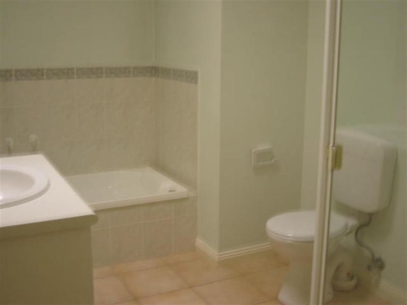 8/63-65 Brown Street, Heidelberg VIC 3084