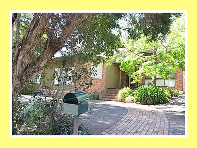 42 Gladstone Street, Briar Hill VIC 3088