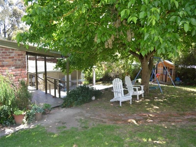 42 Gladstone Street, Briar Hill VIC 3088