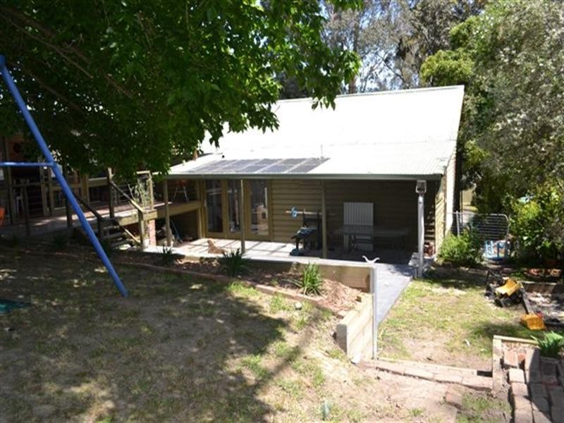 42 Gladstone Street, Briar Hill VIC 3088