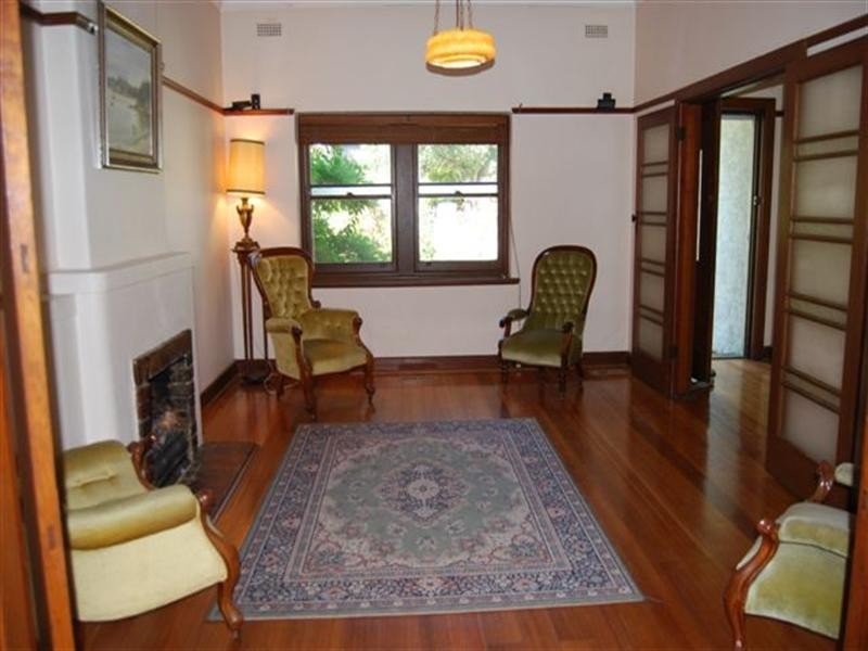 2/45-47 Hopetoun Grove, Eaglemont VIC 3084